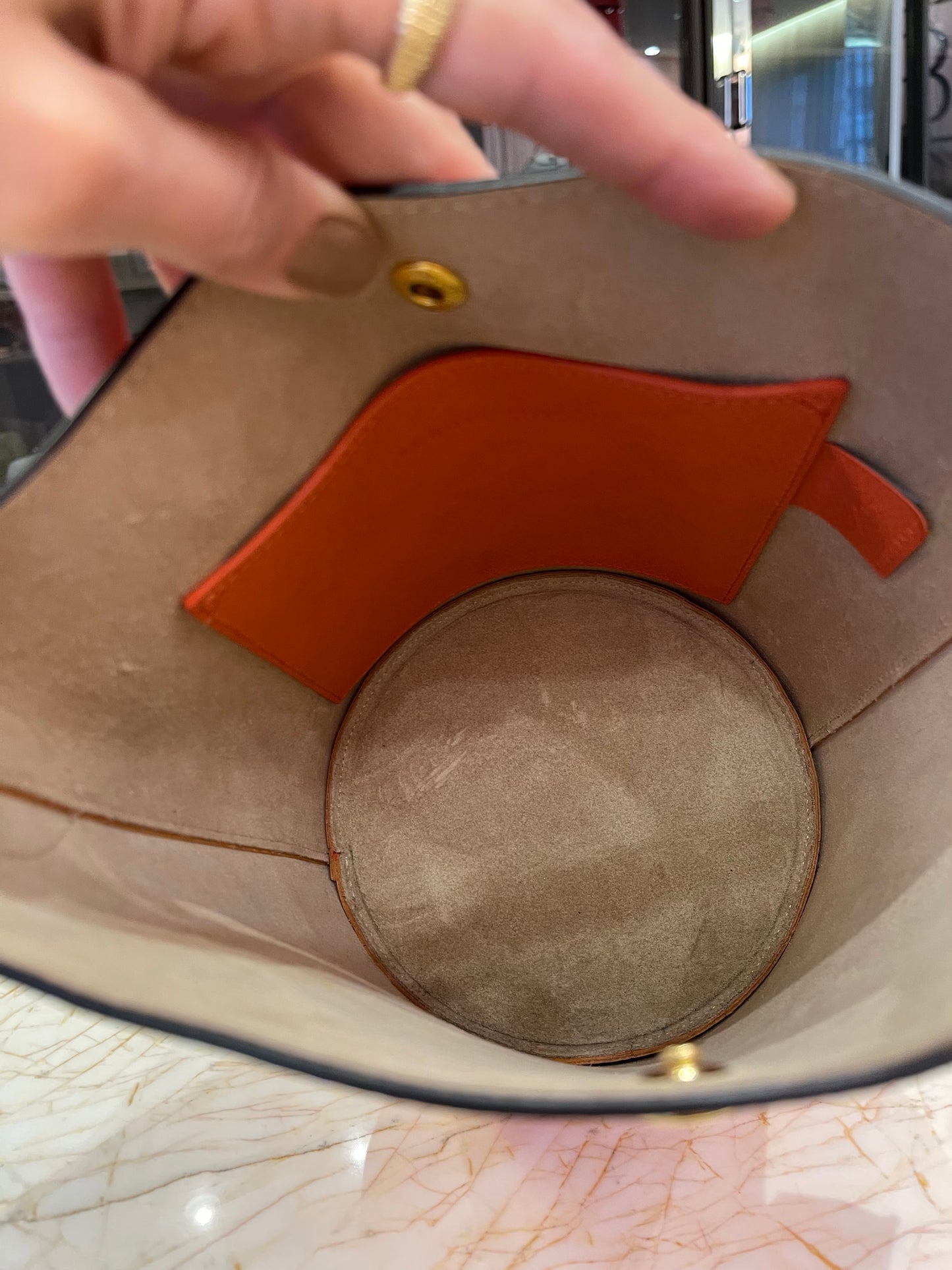 Longchamp Épure Bucket Laranja + Lenço