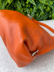 Salvatore Ferragamo Leather Shoulder Bag Laranja