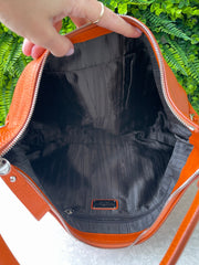 Salvatore Ferragamo Leather Shoulder Bag Laranja