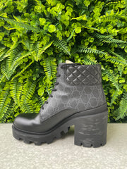 Bota Gucci GG Supreme Preta