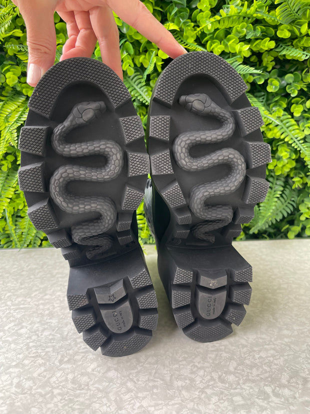 Bota Gucci GG Supreme Preta