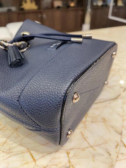 Lancel Ninon Bucket Azul Marinho