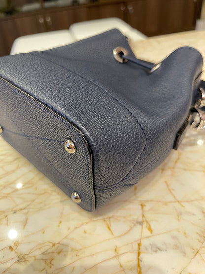 Lancel Ninon Bucket Azul Marinho