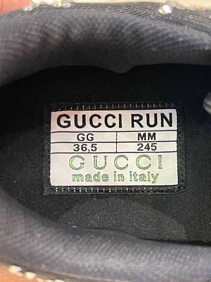 Tênis Gucci GG Run Crystal