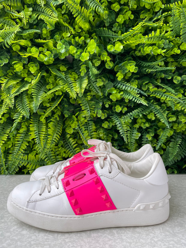 Tênis Valentino Garavani Rockstud 11 Untitled Rosa