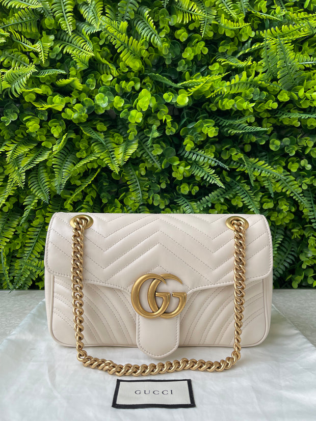 Gucci GG Marmont Matelassê Small Branca