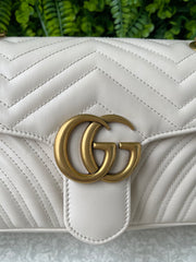 Gucci GG Marmont Matelassê Small Branca