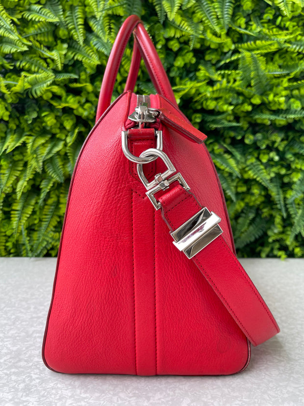 Givenchy Antigona Vermelha
