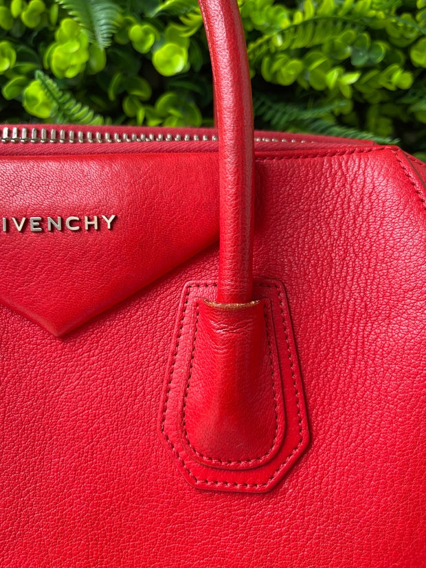 Givenchy Antigona Vermelha