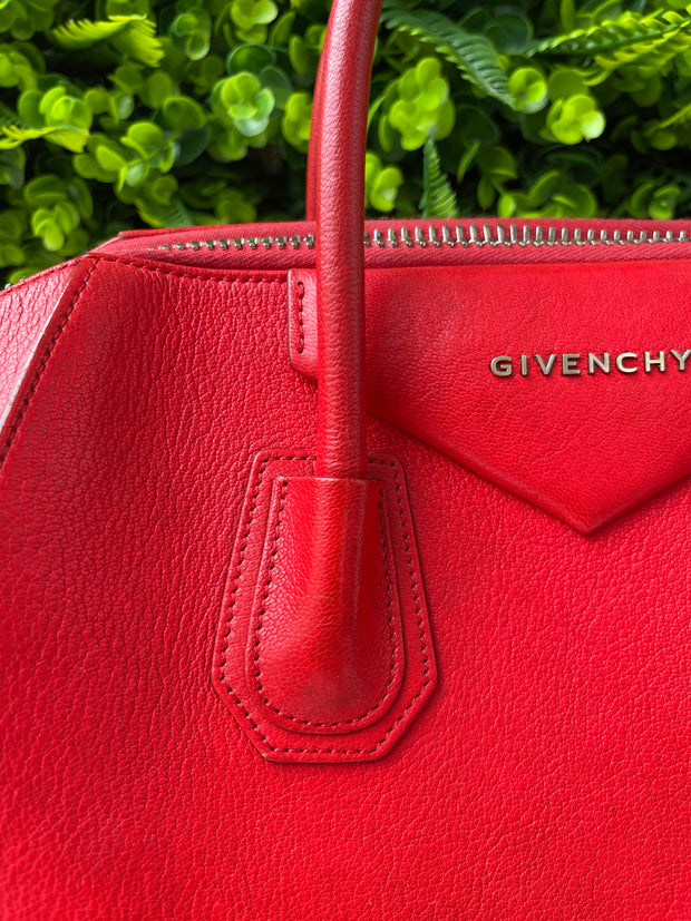 Givenchy Antigona Vermelha