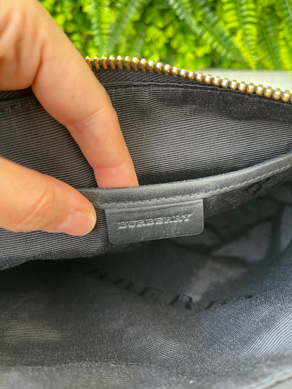 Necessaire Burberry  Nylon Vinho