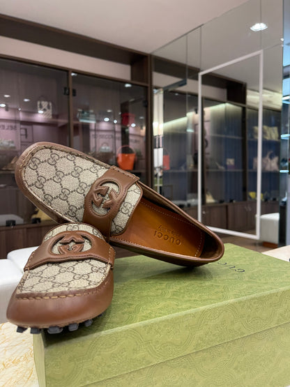 Mocassim Gucci GG Interlocking