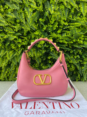 Valentino Garavani Stud Sign Hobo Rosa