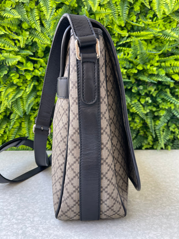 Gucci Messenger Flap Vintage