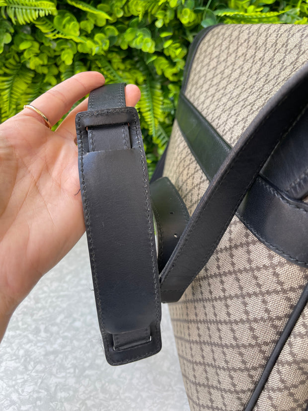 Gucci Messenger Flap Vintage