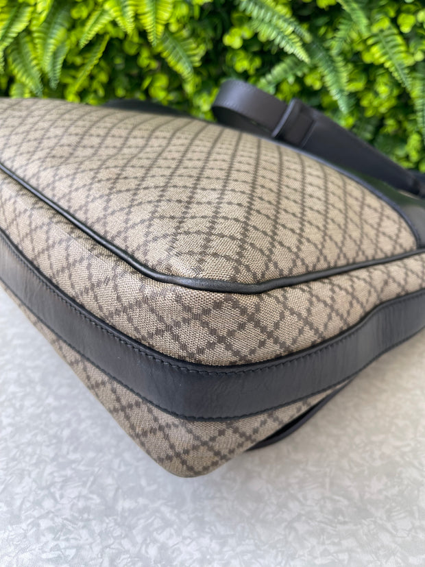 Gucci Messenger Flap Vintage