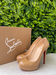Sapato Christian Louboutin Nude