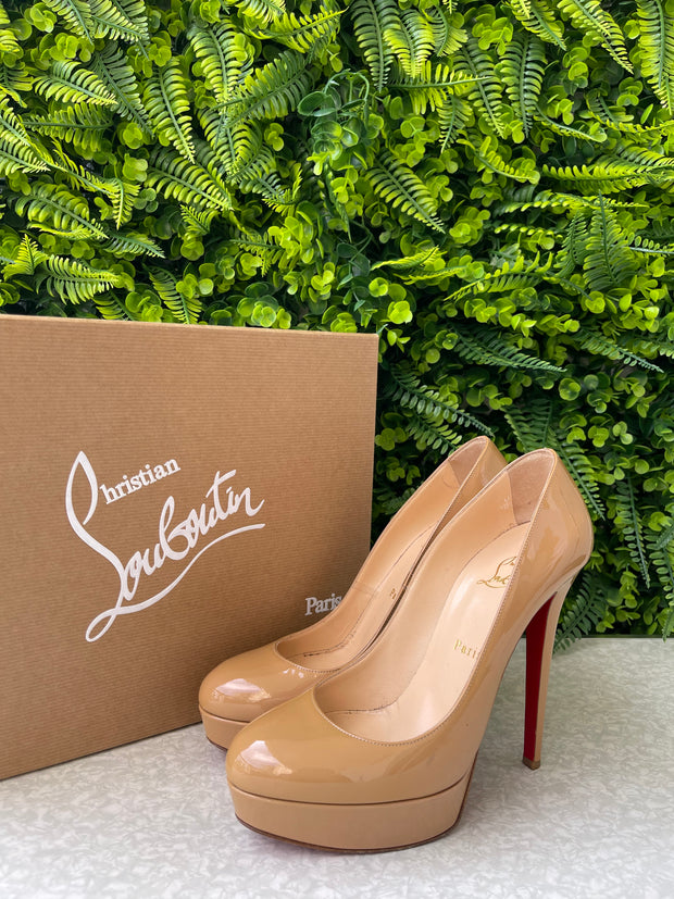 Sapato Christian Louboutin Nude