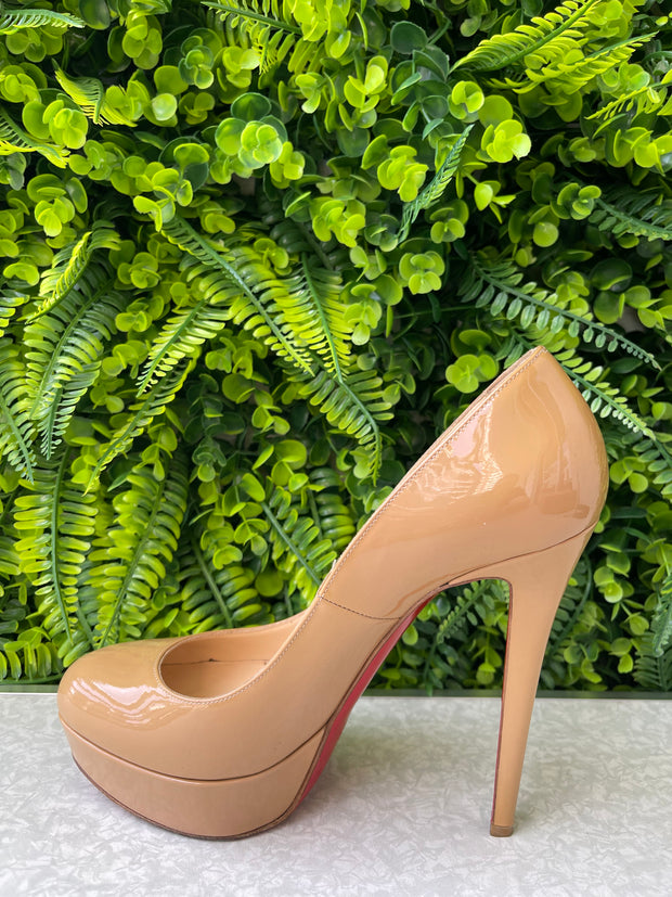 Sapato Christian Louboutin Nude
