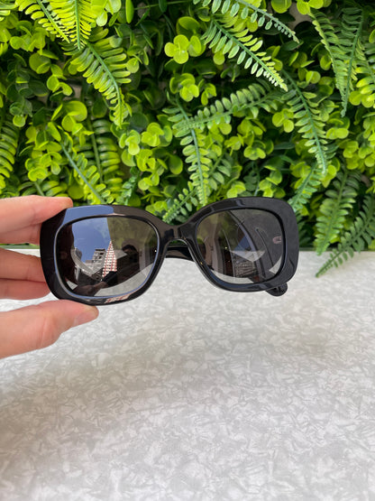 Óculos de Sol Prada Baroque Preto