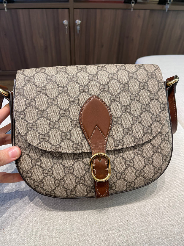 Gucci GG Canvas Messenger