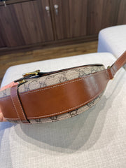 Gucci GG Canvas Messenger