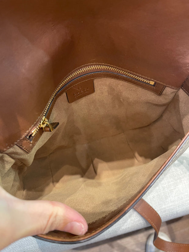 Gucci GG Canvas Messenger