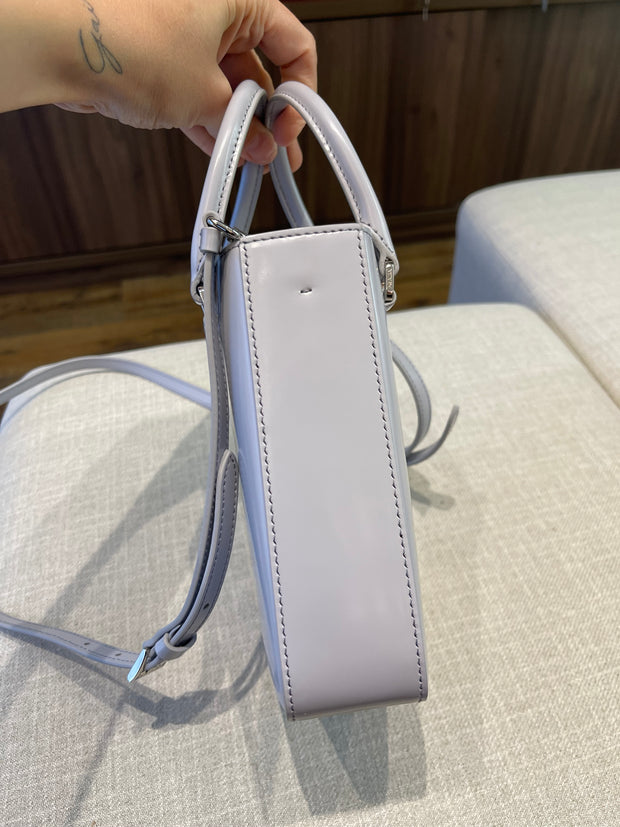 Prada Plaque Tote Cinza