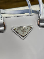 Prada Plaque Tote Cinza