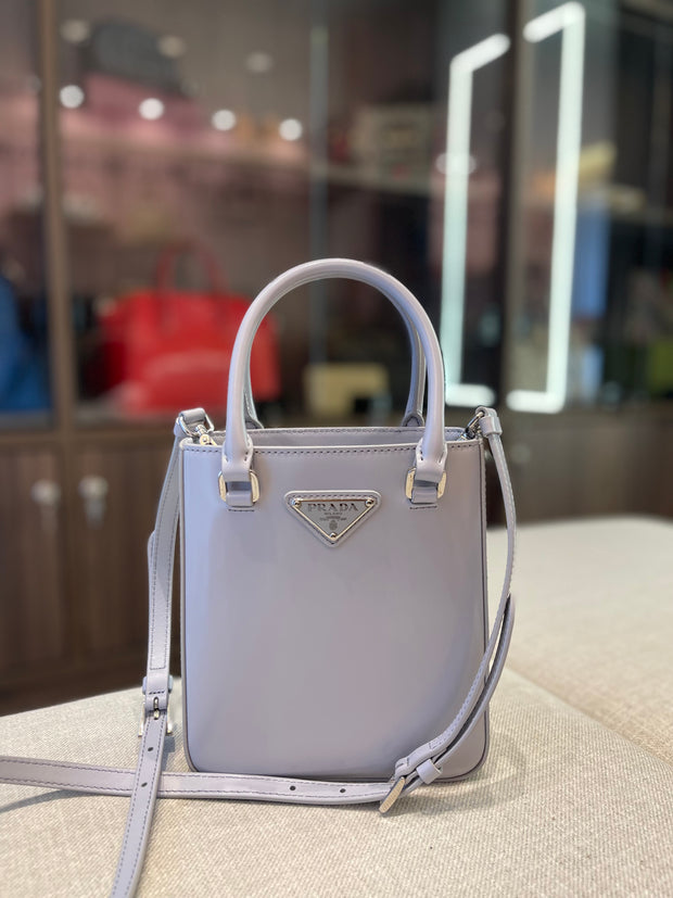 Prada Plaque Tote Cinza