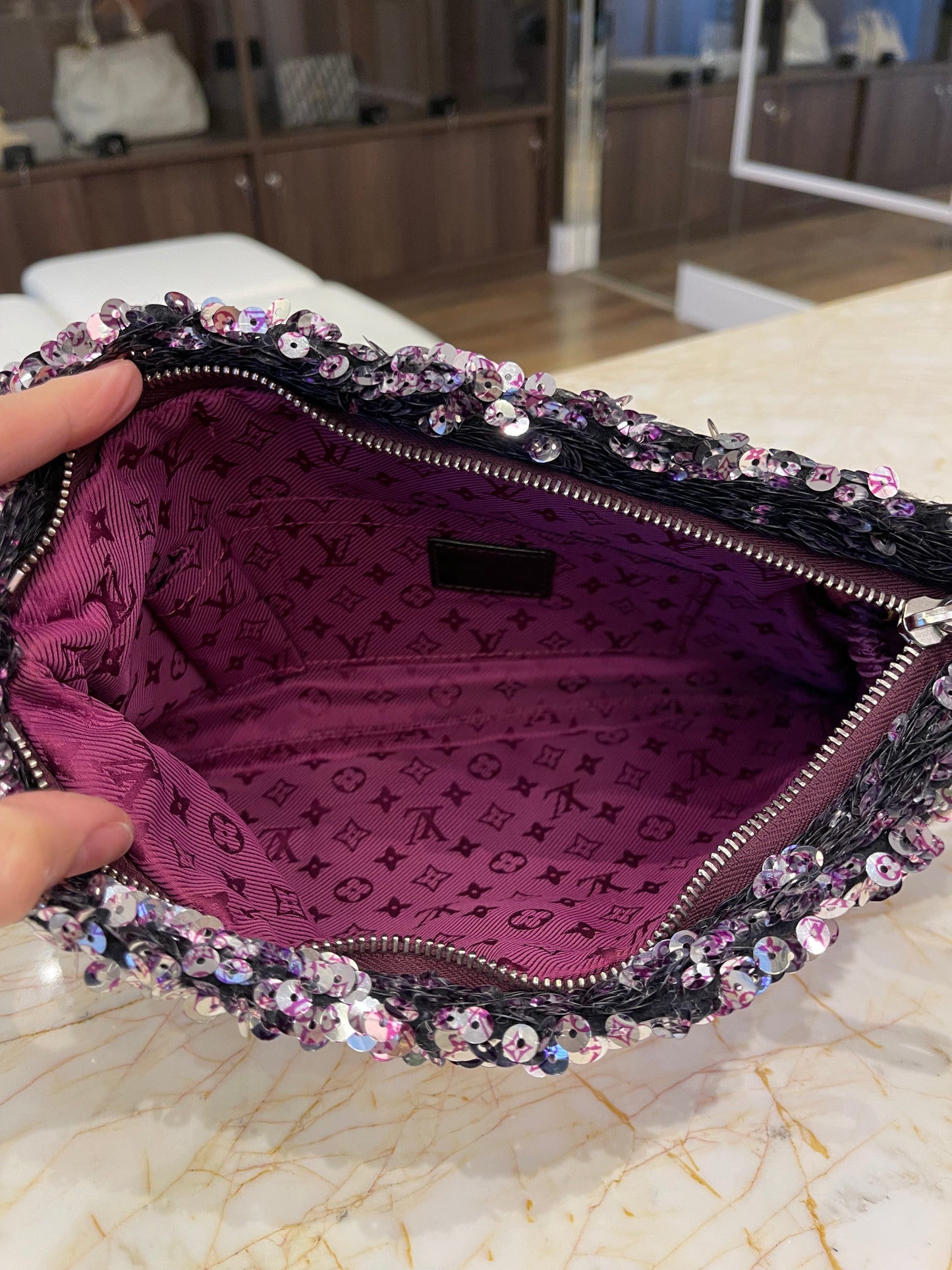 Clutch Louis Vuitton Rococo Paetê Edição Limitada