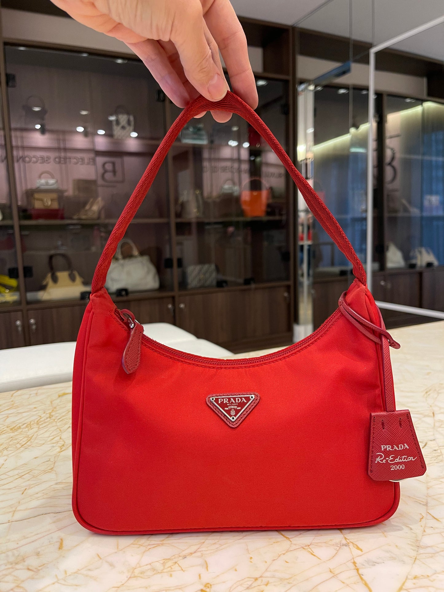 Prada Re-Edition 2000 Re-Nylon Vermelha