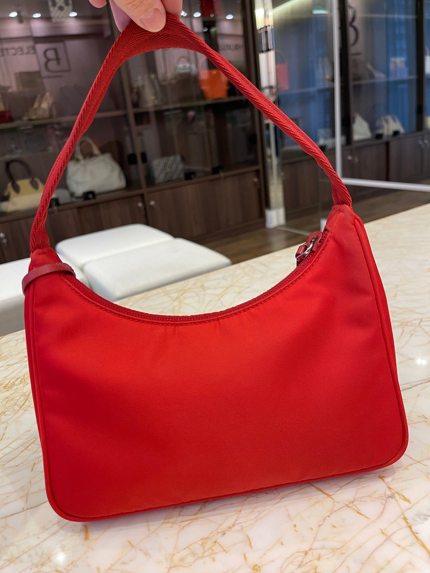 Prada Re-Edition 2000 Re-Nylon Vermelha