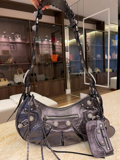 Balenciaga Le Cagole em Couro Preto
