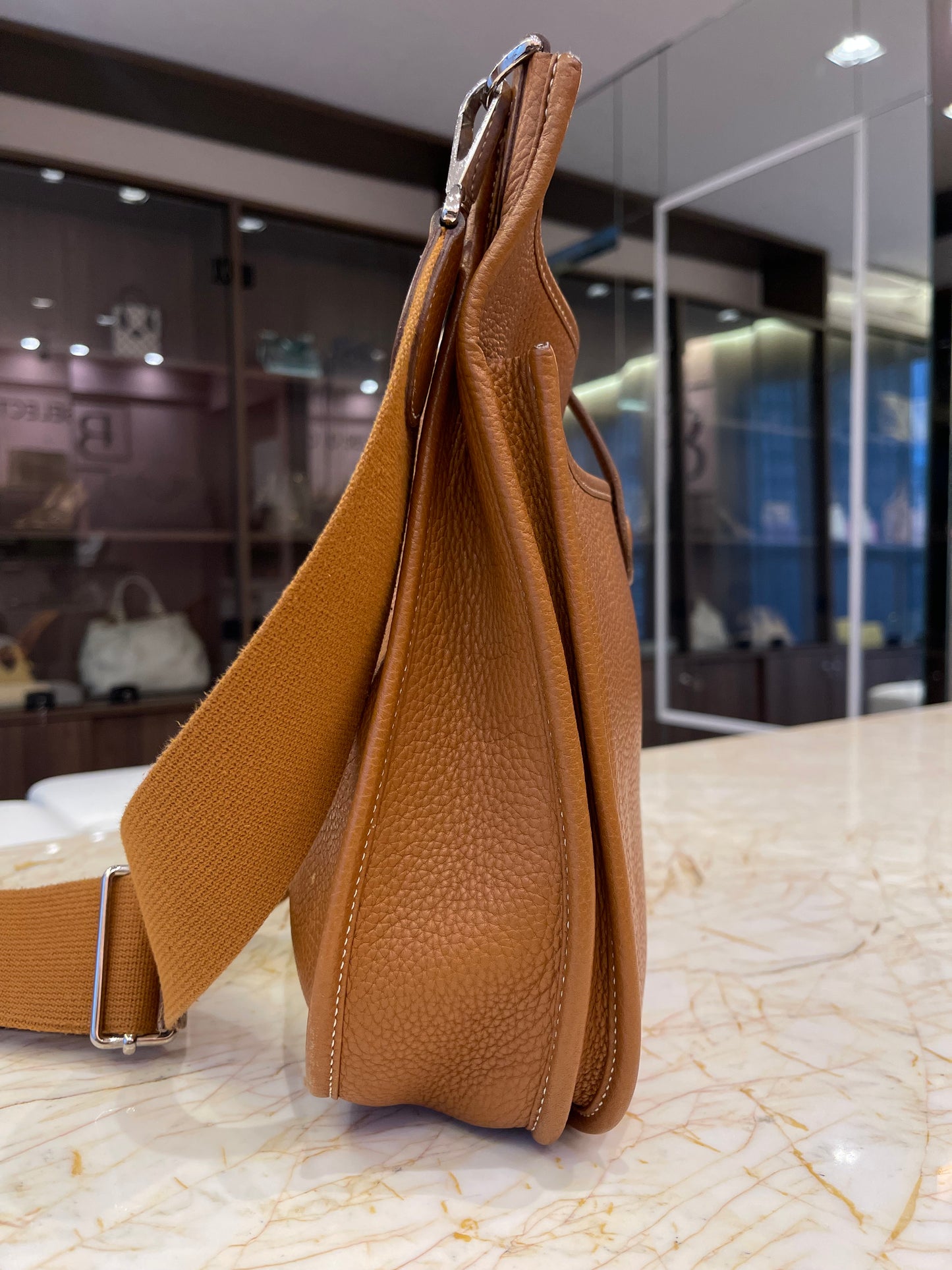 Hermes Evelyne Clemence 29 Caramelo