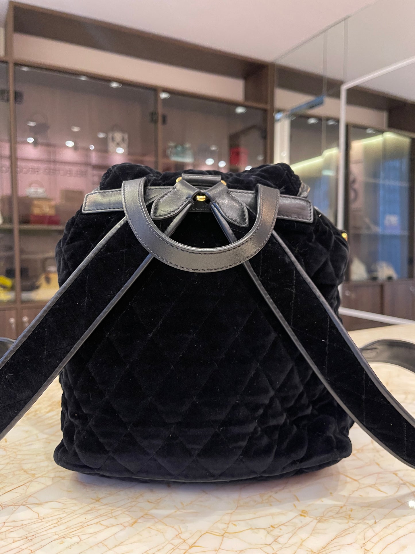Mochila Prada Cousaire Velvet Preto