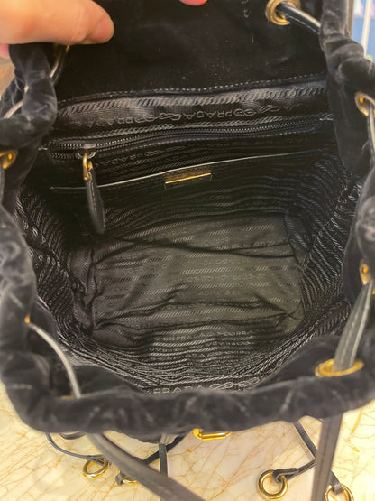 Mochila Prada Cousaire Velvet Preto