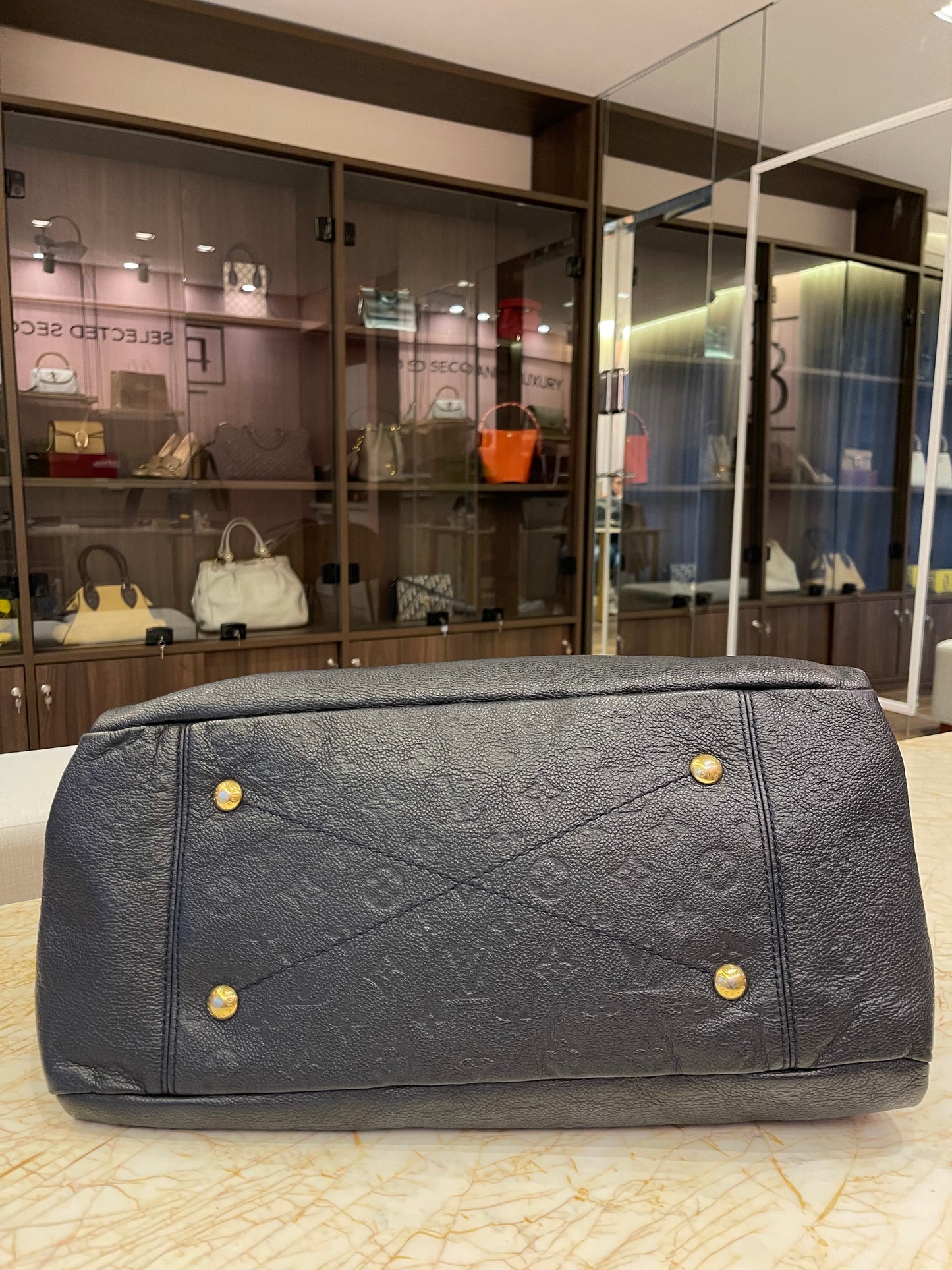 Louis Vuitton Artsy MM Azul Marinho