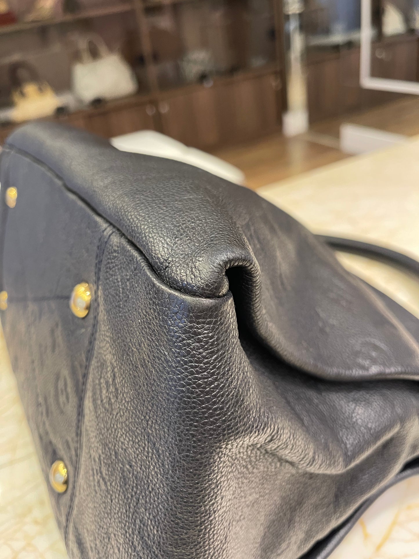 Louis Vuitton Artsy MM Azul Marinho