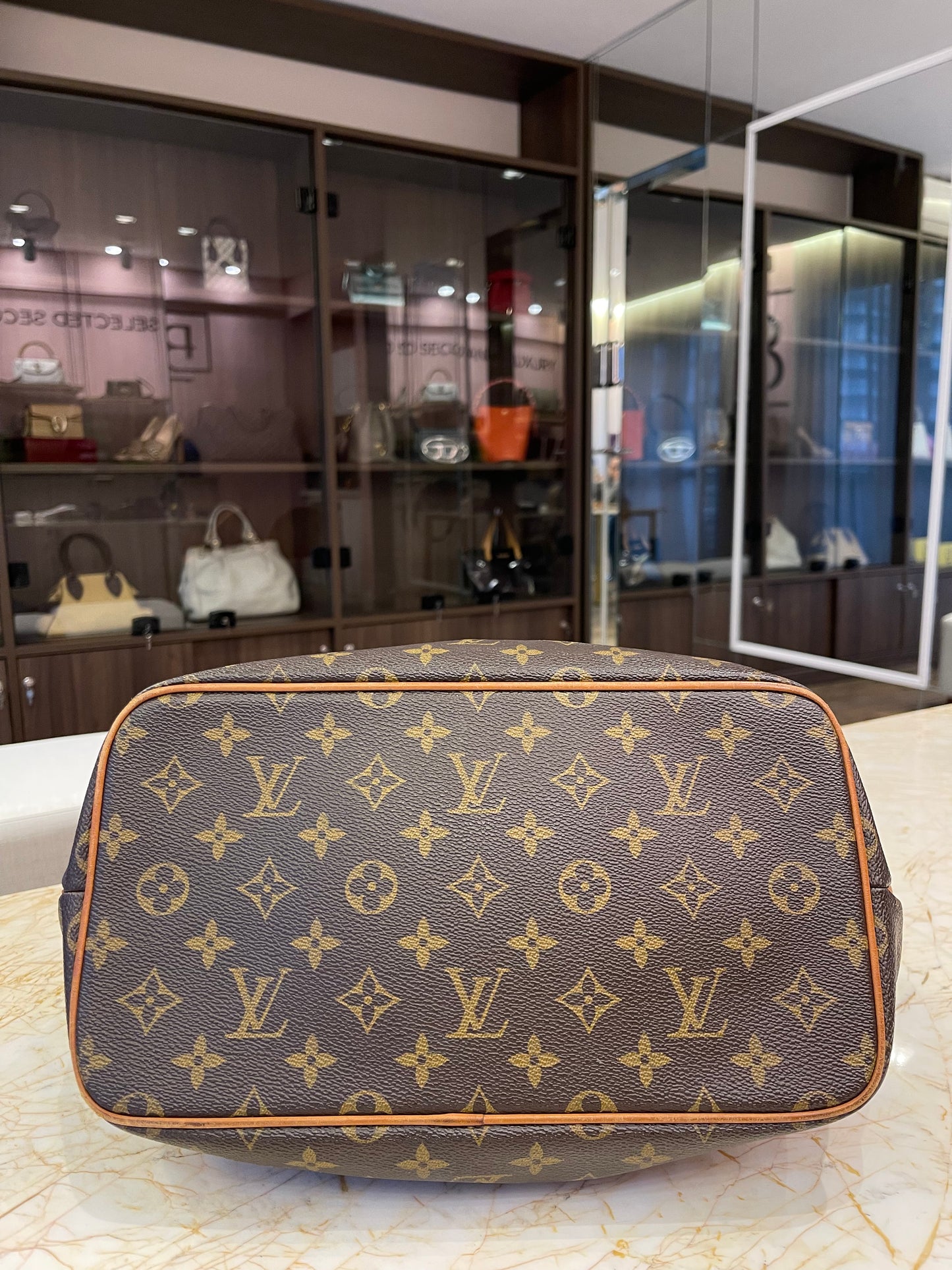 Louis Vuitton Pallermo Monogram MM