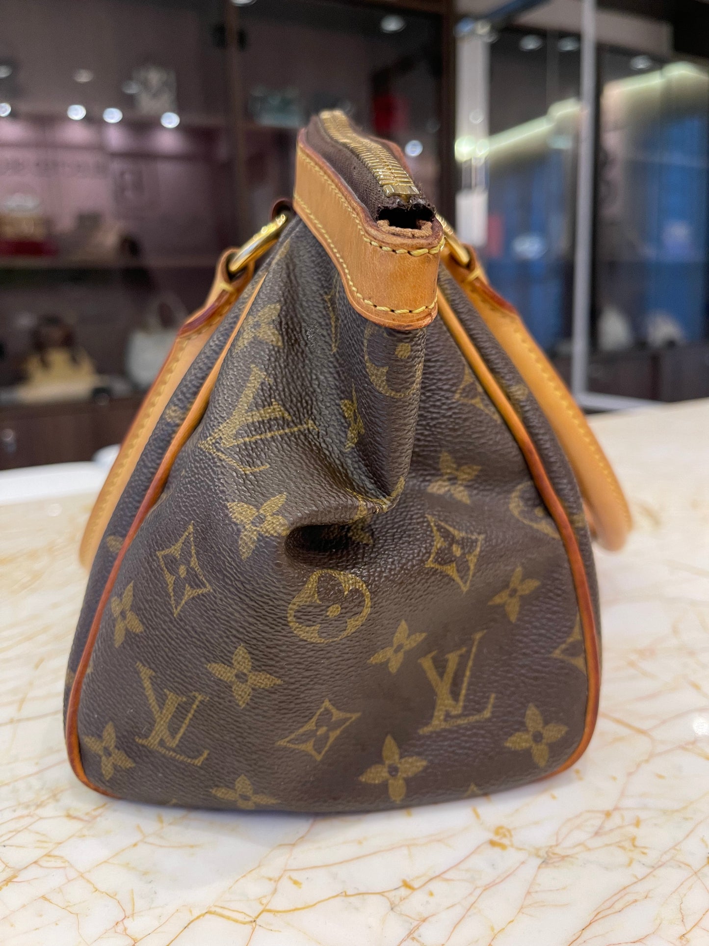 Louis Vuitton Tivoli Monogram PM
