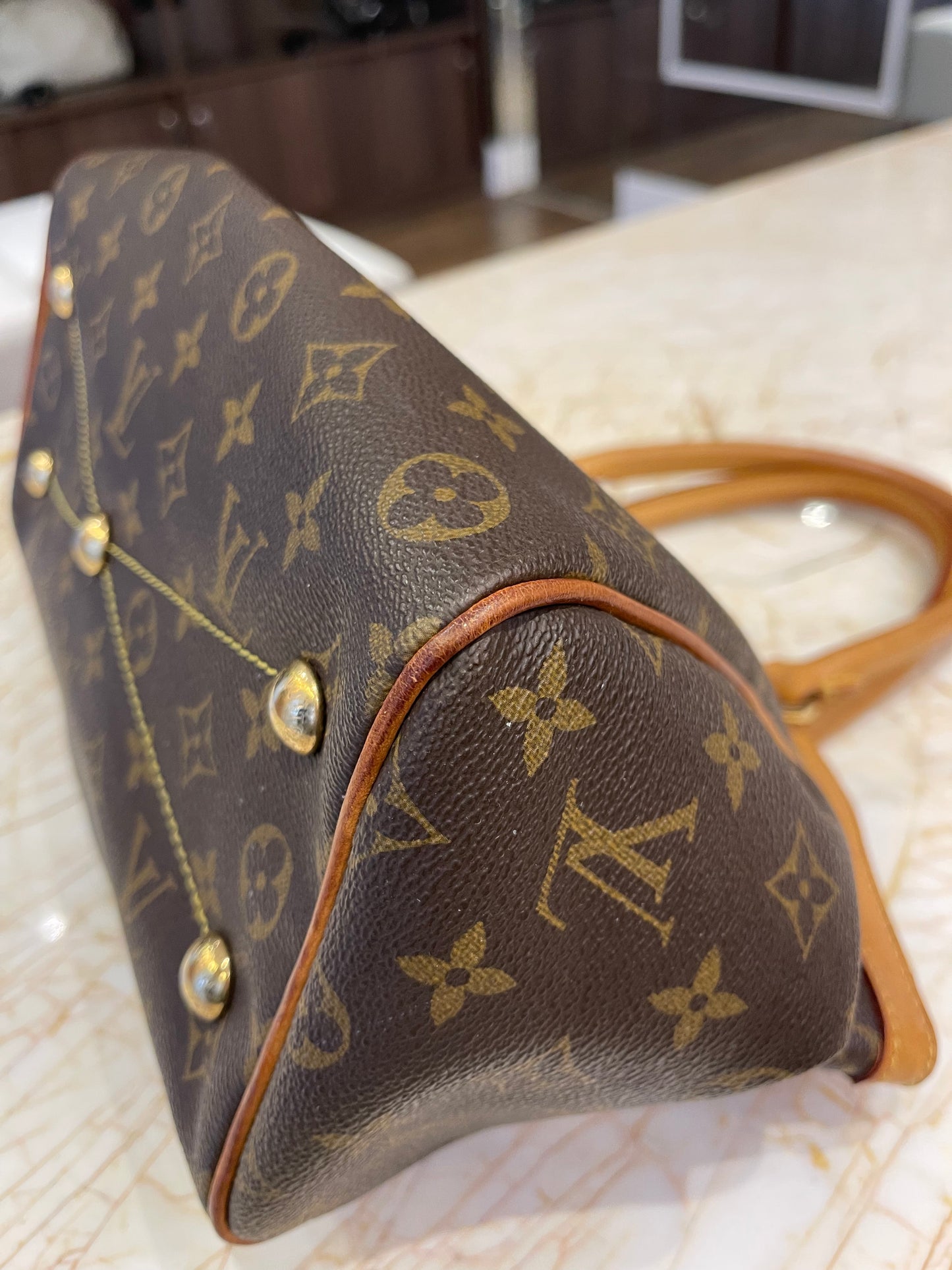 Louis Vuitton Tivoli Monogram PM