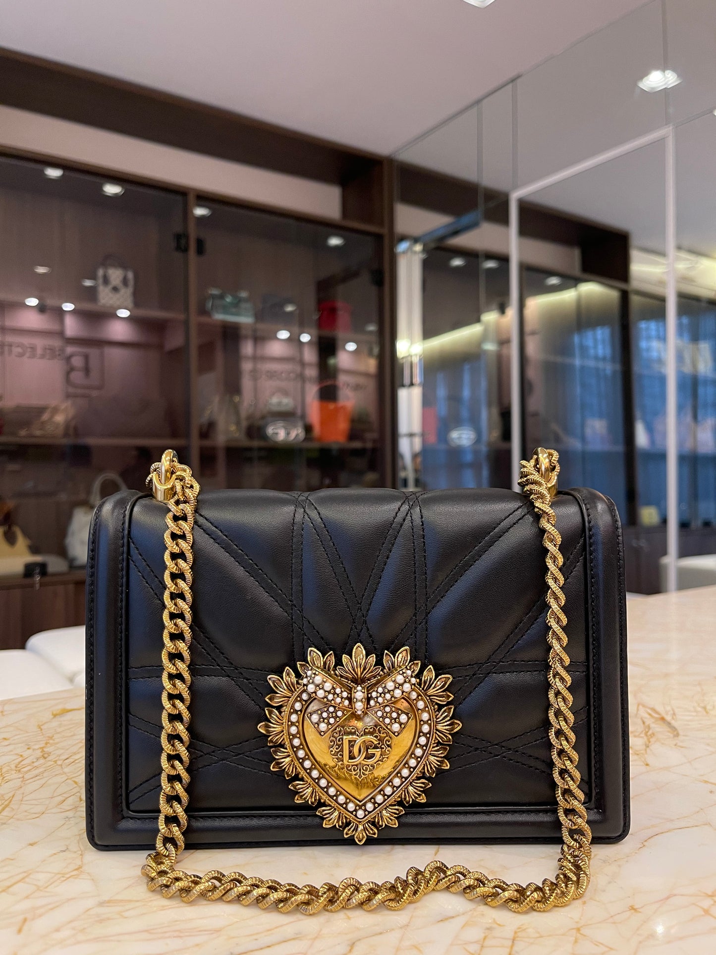 Dolce & Gabbana Devotion Couro Matelassê Preto