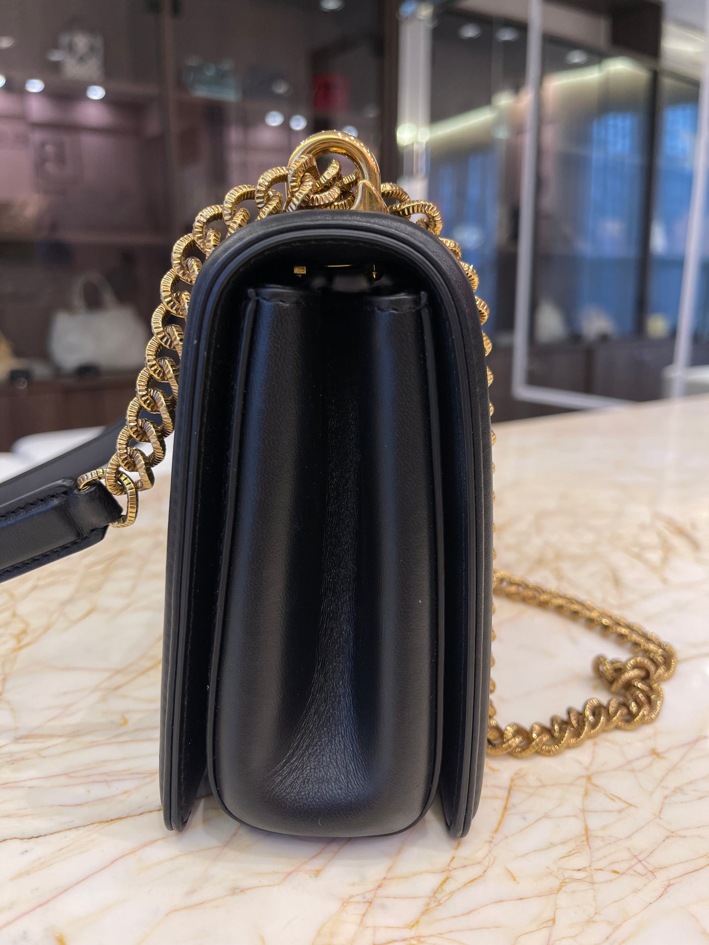 Dolce & Gabbana Devotion Couro Matelassê Preto