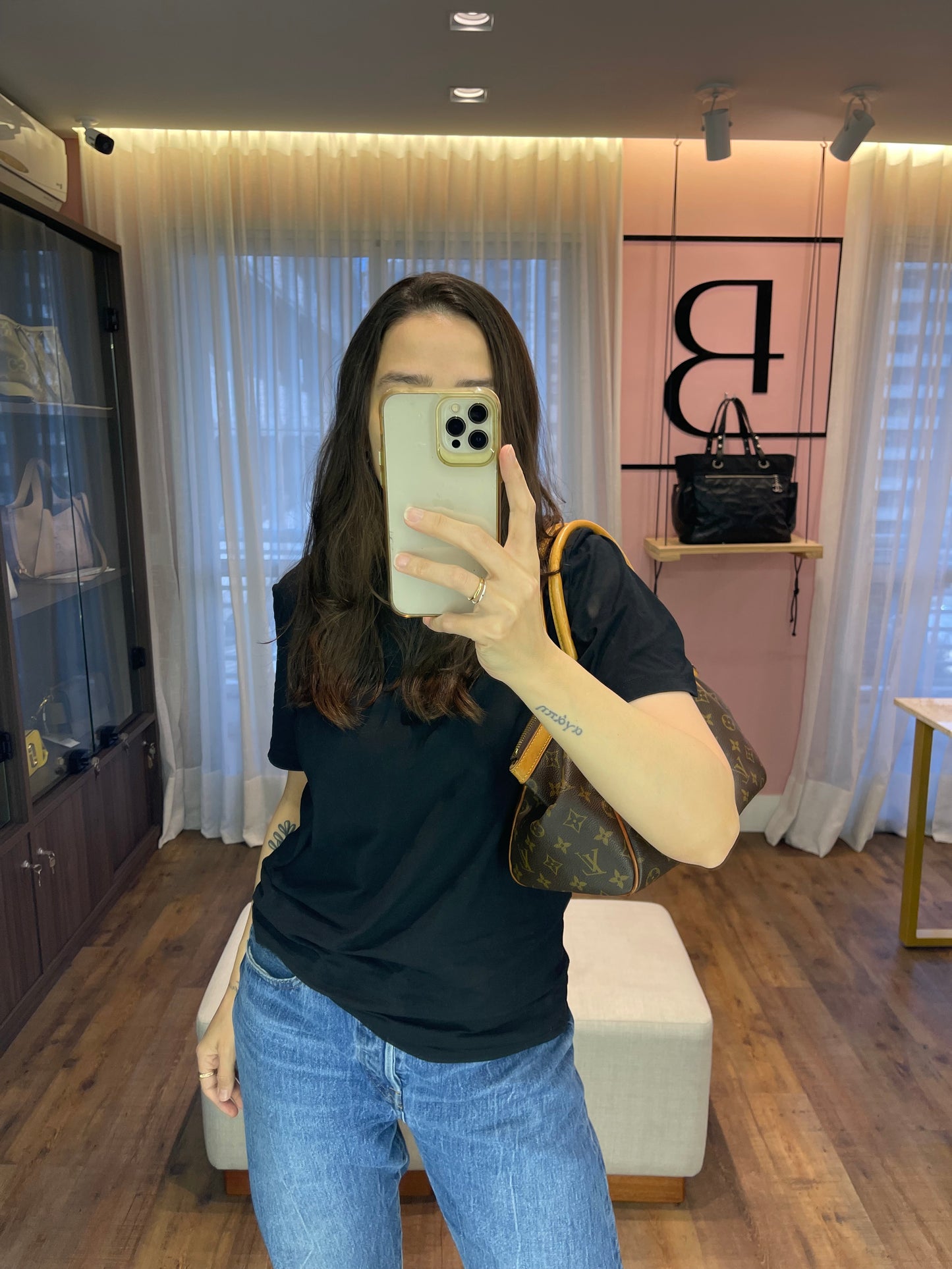 Louis Vuitton Tivoli Monogram PM