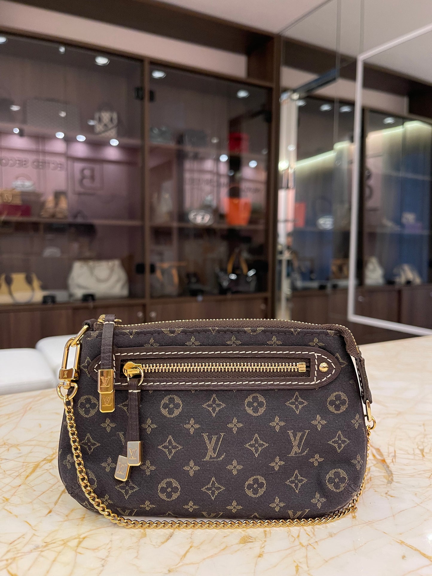 Louis Vuitton Pochette Idylle Mini Lin