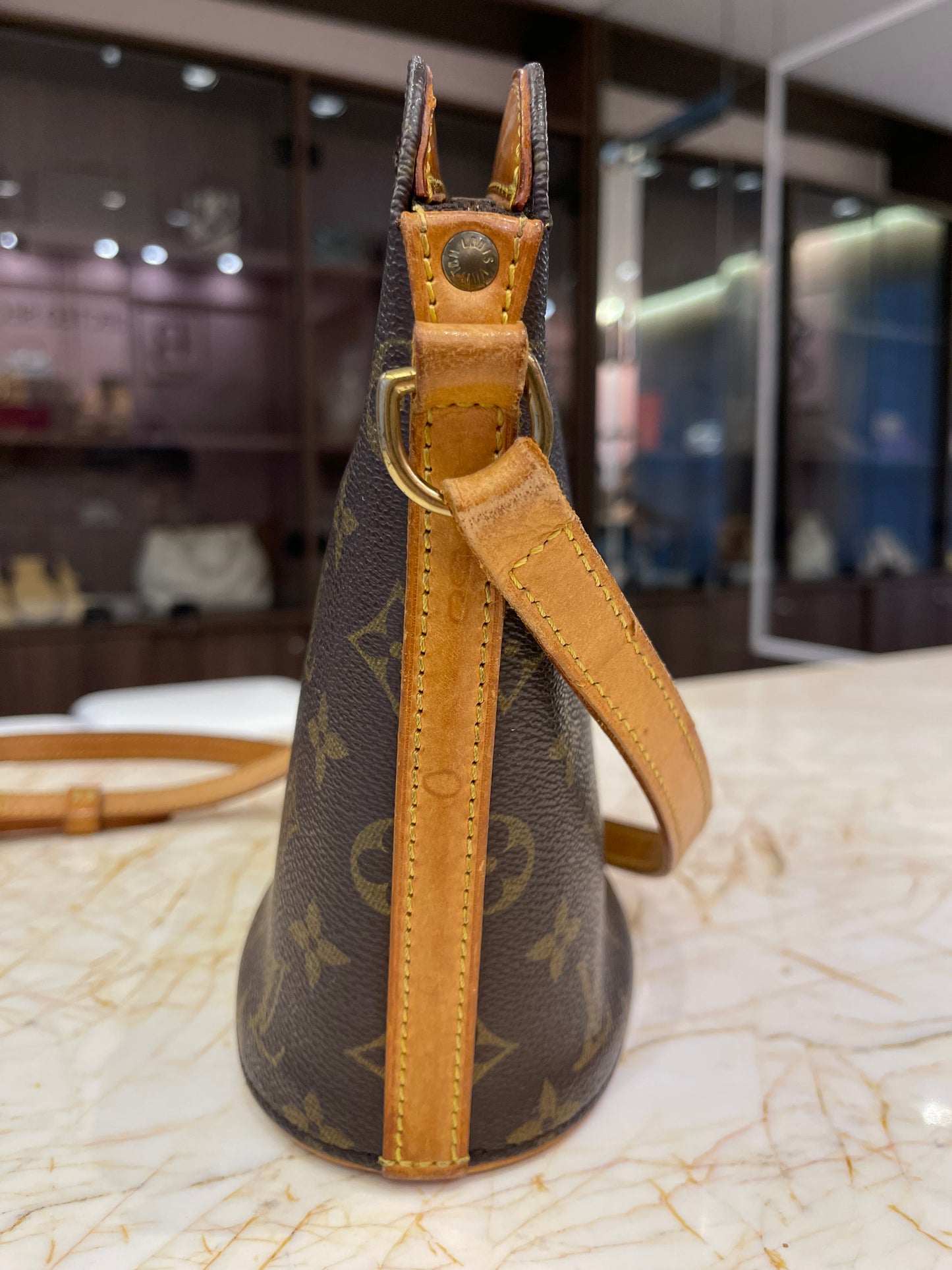 Louis Vuitton Drouot Vintage Monograma