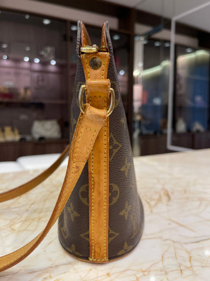 Louis Vuitton Drouot Vintage Monograma