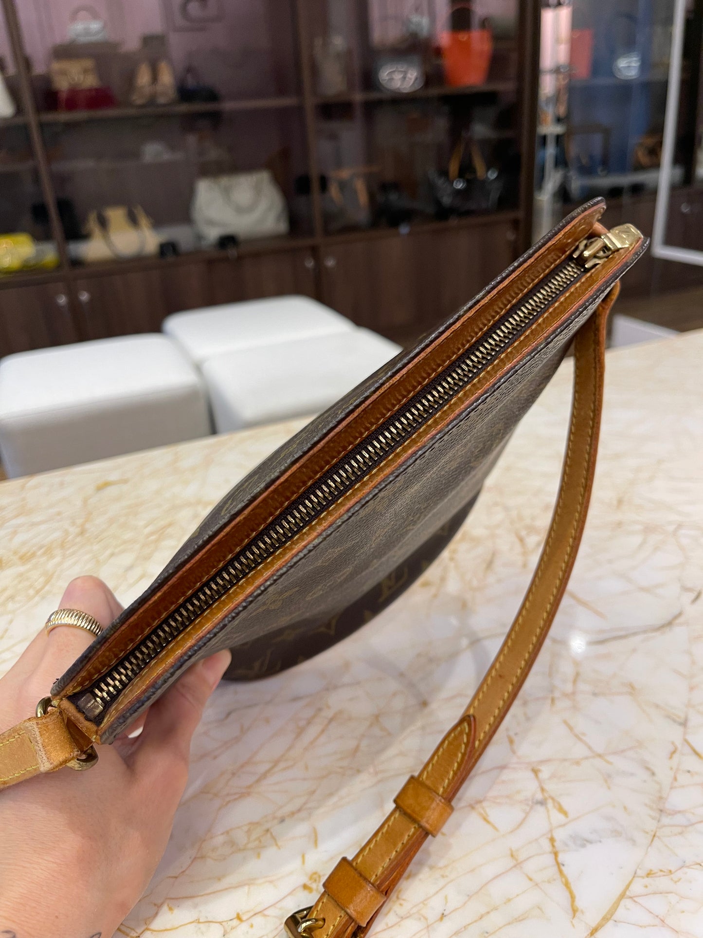 Louis Vuitton Drouot Vintage Monograma