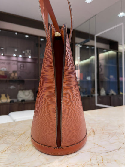 Louis Vuitton EPI Saint Jacques Marrom